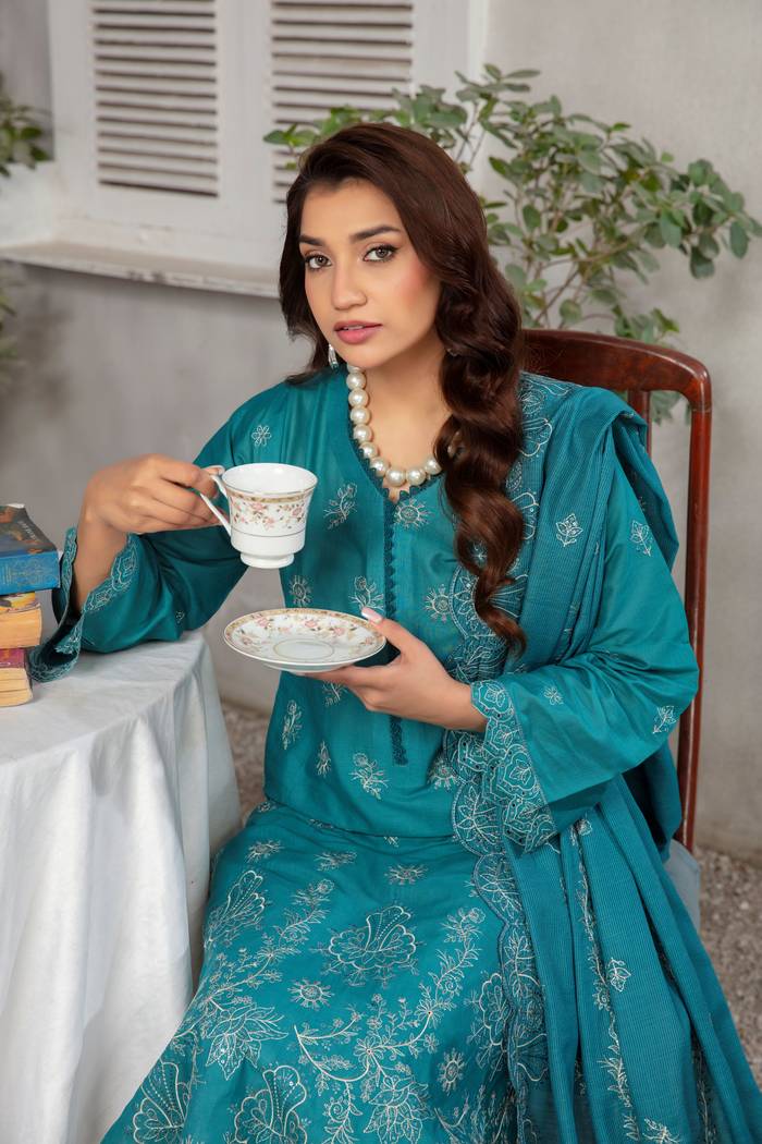 3 PIECE LAWN EMBROIDERED SUIT (Unstitched)